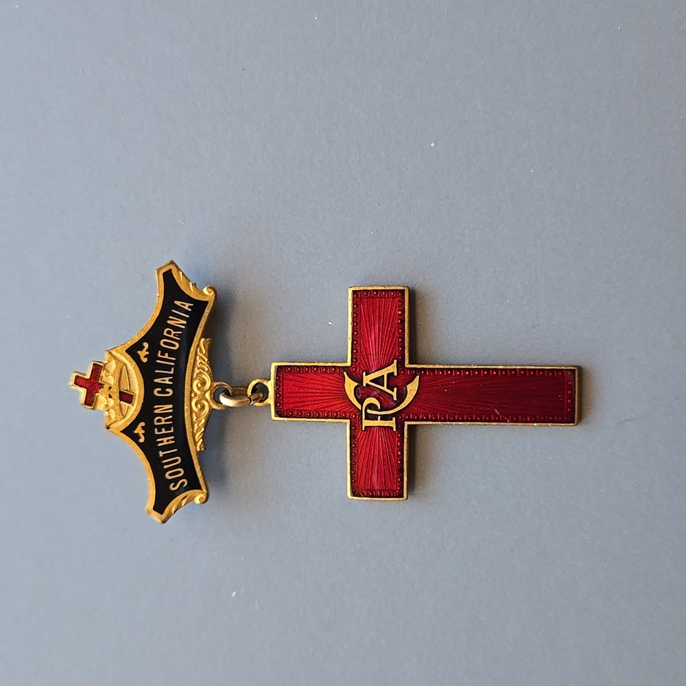 Vintage Southern California Knights Templar Medal Pin Badge